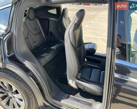 Черный Тесла Модель Х, объемом двигателя 0 л и пробегом 118 тыс. км за 33000 $, фото 38 на Automoto.ua