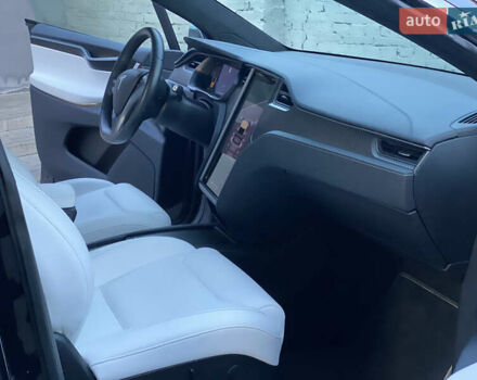 Тесла Модель Х 2018 у Харкові на Automoto.ua Чорний Тесла Модель Х, об'ємом двигуна 0 л та пробігом 12 тис. км за 67000 $, фото 24 на Automoto.ua
