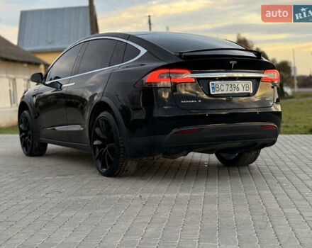 Черный Тесла Модель Х, объемом двигателя 0 л и пробегом 128 тыс. км за 24500 $, фото 7 на Automoto.ua