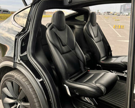 Черный Тесла Модель Х, объемом двигателя 0 л и пробегом 103 тыс. км за 34999 $, фото 13 на Automoto.ua