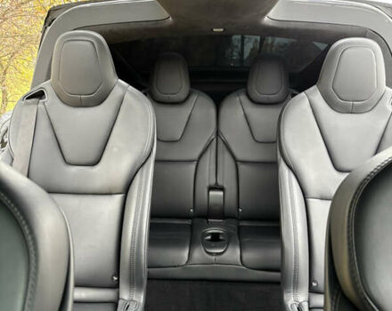 Черный Тесла Модель Х, объемом двигателя 0 л и пробегом 94 тыс. км за 25999 $, фото 12 на Automoto.ua