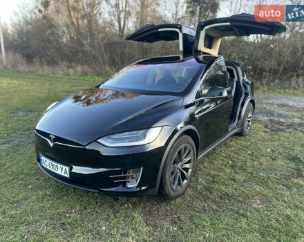 Черный Тесла Модель Х, объемом двигателя 0 л и пробегом 91 тыс. км за 20500 $, фото 1 на Automoto.ua