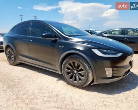 Черный Тесла Модель Х, объемом двигателя 0 л и пробегом 126 тыс. км за 7200 $, фото 2 на Automoto.ua