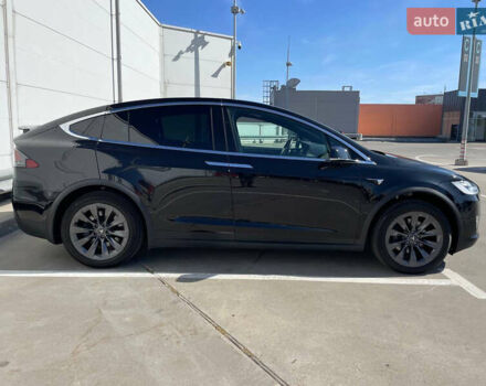 Черный Тесла Модель Х, объемом двигателя 0 л и пробегом 118 тыс. км за 33000 $, фото 9 на Automoto.ua