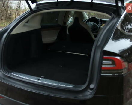 Чорний Тесла Модель Х, об'ємом двигуна 0 л та пробігом 125 тис. км за 27000 $, фото 32 на Automoto.ua