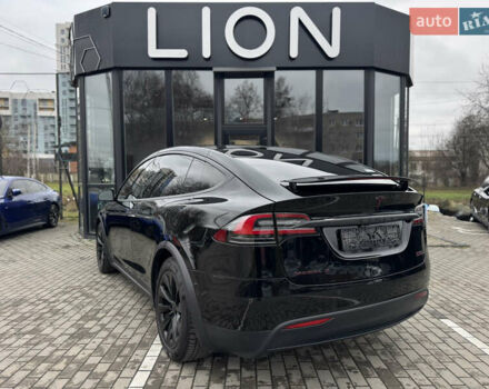 Черный Тесла Модель Х, объемом двигателя 0 л и пробегом 67 тыс. км за 26799 $, фото 7 на Automoto.ua