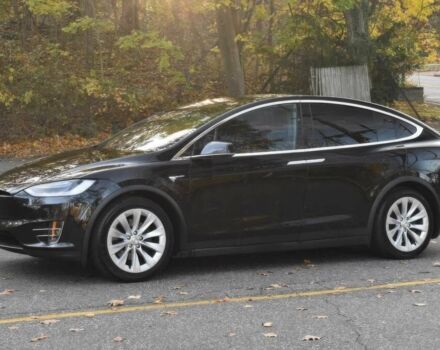 Черный Тесла Модель Х, объемом двигателя 0 л и пробегом 42 тыс. км за 6000 $, фото 8 на Automoto.ua