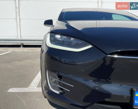 Черный Тесла Модель Х, объемом двигателя 0 л и пробегом 118 тыс. км за 33000 $, фото 7 на Automoto.ua