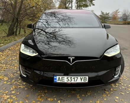 Черный Тесла Модель Х, объемом двигателя 0 л и пробегом 94 тыс. км за 25999 $, фото 2 на Automoto.ua