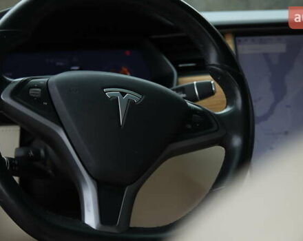 Чорний Тесла Модель Х, об'ємом двигуна 0 л та пробігом 125 тис. км за 27000 $, фото 46 на Automoto.ua