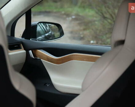 Чорний Тесла Модель Х, об'ємом двигуна 0 л та пробігом 125 тис. км за 27000 $, фото 45 на Automoto.ua