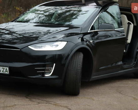 Чорний Тесла Модель Х, об'ємом двигуна 0 л та пробігом 125 тис. км за 27000 $, фото 4 на Automoto.ua