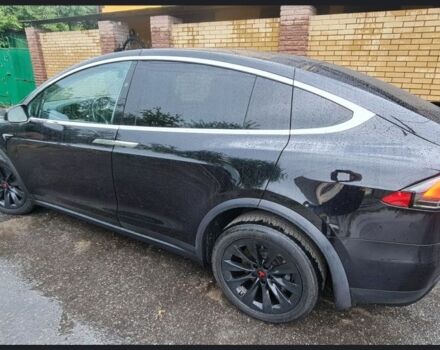 Черный Тесла Модель Х, объемом двигателя 0 л и пробегом 42 тыс. км за 46000 $, фото 12 на Automoto.ua