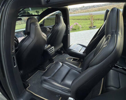 Черный Тесла Модель Х, объемом двигателя 0 л и пробегом 128 тыс. км за 24500 $, фото 30 на Automoto.ua