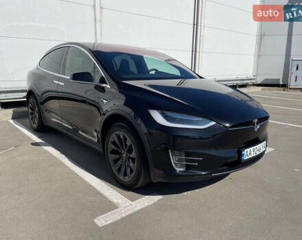 Черный Тесла Модель Х, объемом двигателя 0 л и пробегом 118 тыс. км за 33000 $, фото 2 на Automoto.ua