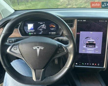 Черный Тесла Модель Х, объемом двигателя 0 л и пробегом 91 тыс. км за 20500 $, фото 20 на Automoto.ua