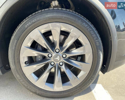 Черный Тесла Модель Х, объемом двигателя 0 л и пробегом 118 тыс. км за 33000 $, фото 41 на Automoto.ua