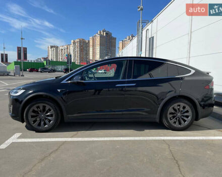 Черный Тесла Модель Х, объемом двигателя 0 л и пробегом 118 тыс. км за 33000 $, фото 10 на Automoto.ua