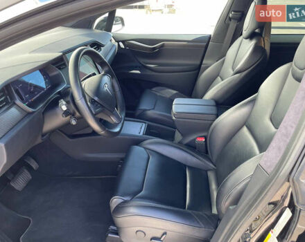 Черный Тесла Модель Х, объемом двигателя 0 л и пробегом 118 тыс. км за 33000 $, фото 21 на Automoto.ua