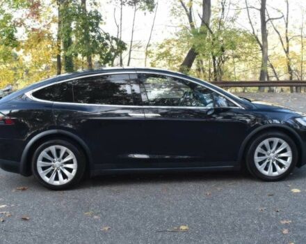 Черный Тесла Модель Х, объемом двигателя 0 л и пробегом 42 тыс. км за 6000 $, фото 3 на Automoto.ua