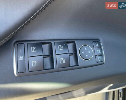 Черный Тесла Модель Х, объемом двигателя 0 л и пробегом 118 тыс. км за 33000 $, фото 24 на Automoto.ua