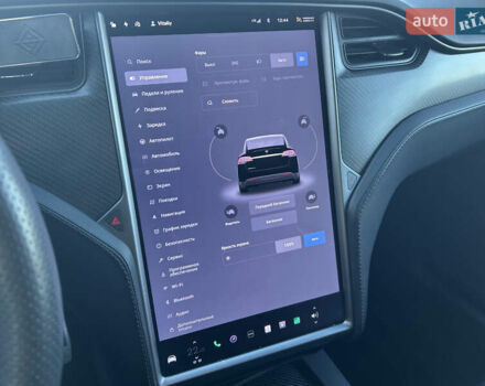 Черный Тесла Модель Х, объемом двигателя 0.2 л и пробегом 150 тыс. км за 37500 $, фото 26 на Automoto.ua