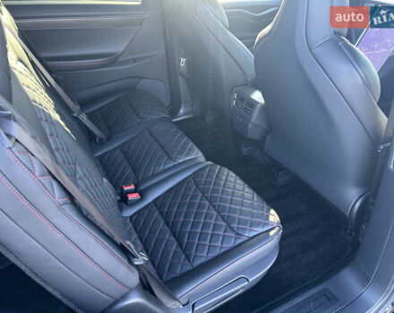 Черный Тесла Модель Х, объемом двигателя 0.2 л и пробегом 150 тыс. км за 37500 $, фото 10 на Automoto.ua