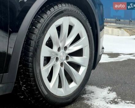 Черный Тесла Модель Х, объемом двигателя 0 л и пробегом 94 тыс. км за 26800 $, фото 20 на Automoto.ua