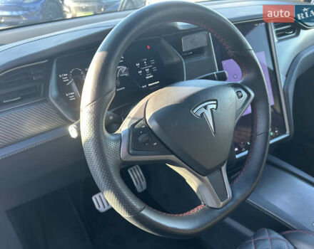 Черный Тесла Модель Х, объемом двигателя 0.2 л и пробегом 150 тыс. км за 37500 $, фото 12 на Automoto.ua