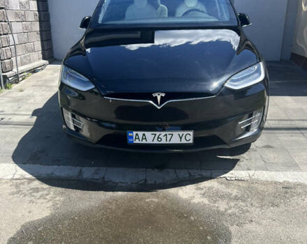 Черный Тесла Модель Х, объемом двигателя 0 л и пробегом 83 тыс. км за 41000 $, фото 2 на Automoto.ua