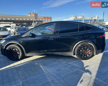Черный Тесла Модель Х, объемом двигателя 0.2 л и пробегом 150 тыс. км за 37500 $, фото 17 на Automoto.ua