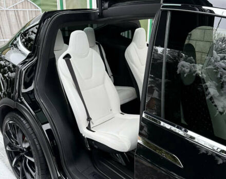 Чорний Тесла Модель Х, об'ємом двигуна 0 л та пробігом 33 тис. км за 30800 $, фото 13 на Automoto.ua