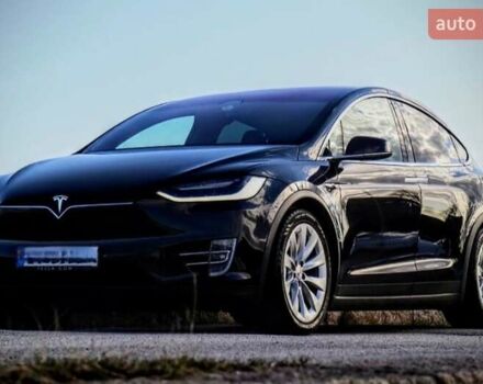 Черный Тесла Модель Х, объемом двигателя 0 л и пробегом 105 тыс. км за 59000 $, фото 3 на Automoto.ua