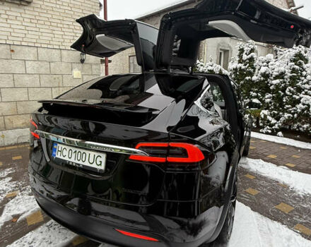 Чорний Тесла Модель Х, об'ємом двигуна 0 л та пробігом 33 тис. км за 30800 $, фото 6 на Automoto.ua