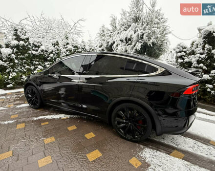Чорний Тесла Модель Х, об'ємом двигуна 0 л та пробігом 33 тис. км за 30800 $, фото 9 на Automoto.ua