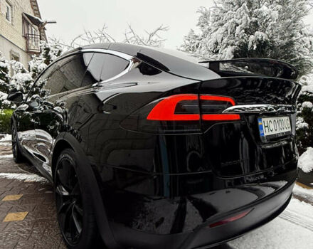 Чорний Тесла Модель Х, об'ємом двигуна 0 л та пробігом 33 тис. км за 30800 $, фото 10 на Automoto.ua