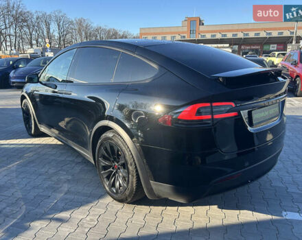 Черный Тесла Модель Х, объемом двигателя 0.2 л и пробегом 150 тыс. км за 37500 $, фото 18 на Automoto.ua