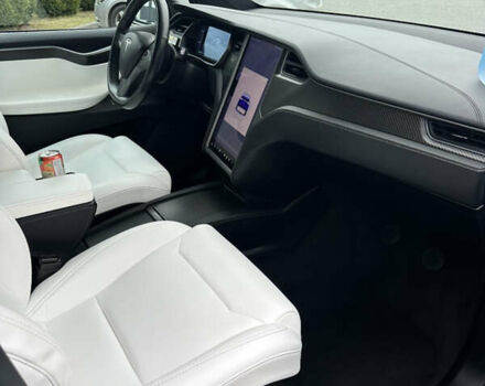 Чорний Тесла Модель Х, об'ємом двигуна 0 л та пробігом 70 тис. км за 35000 $, фото 20 на Automoto.ua