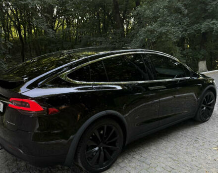 Черный Тесла Модель Х, объемом двигателя 0 л и пробегом 81 тыс. км за 36500 $, фото 5 на Automoto.ua