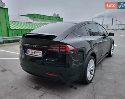 Черный Тесла Модель Х, объемом двигателя 0 л и пробегом 78 тыс. км за 34000 $, фото 6 на Automoto.ua