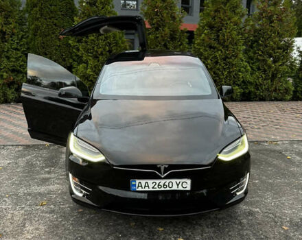 Черный Тесла Модель Х, объемом двигателя 0 л и пробегом 78 тыс. км за 31000 $, фото 30 на Automoto.ua