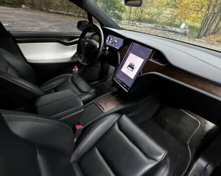 Черный Тесла Модель Х, объемом двигателя 0 л и пробегом 78 тыс. км за 31000 $, фото 43 на Automoto.ua