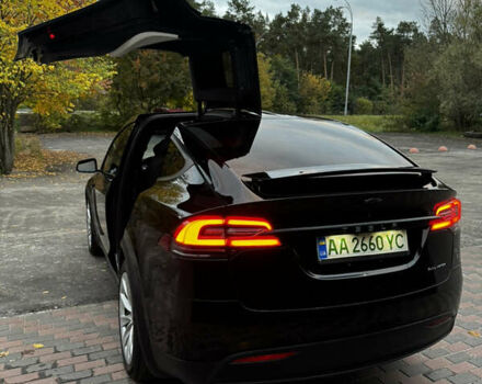 Черный Тесла Модель Х, объемом двигателя 0 л и пробегом 78 тыс. км за 31000 $, фото 38 на Automoto.ua