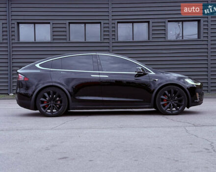 Черный Тесла Модель Х, объемом двигателя 0 л и пробегом 78 тыс. км за 34990 $, фото 13 на Automoto.ua