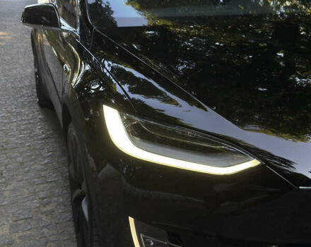 Черный Тесла Модель Х, объемом двигателя 0 л и пробегом 81 тыс. км за 36500 $, фото 4 на Automoto.ua