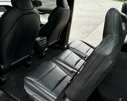 Черный Тесла Модель Х, объемом двигателя 0 л и пробегом 78 тыс. км за 31000 $, фото 49 на Automoto.ua