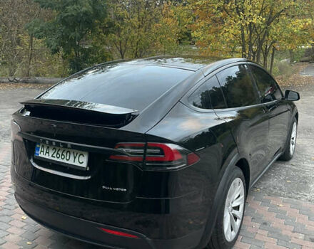 Черный Тесла Модель Х, объемом двигателя 0 л и пробегом 78 тыс. км за 31000 $, фото 12 на Automoto.ua