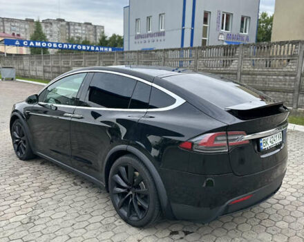 Черный Тесла Модель Х, объемом двигателя 0 л и пробегом 60 тыс. км за 49999 $, фото 5 на Automoto.ua