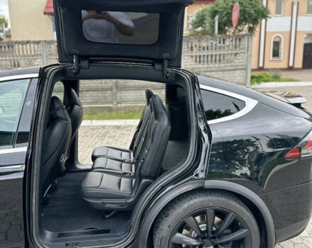 Черный Тесла Модель Х, объемом двигателя 0 л и пробегом 60 тыс. км за 49999 $, фото 21 на Automoto.ua