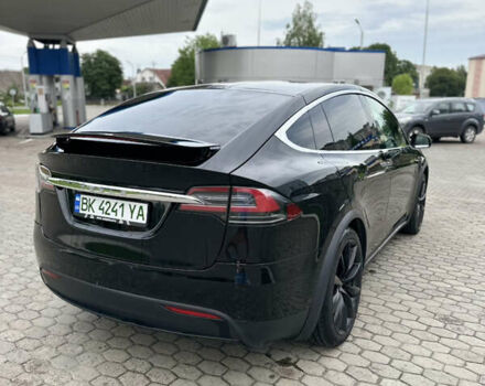 Черный Тесла Модель Х, объемом двигателя 0 л и пробегом 60 тыс. км за 49999 $, фото 9 на Automoto.ua